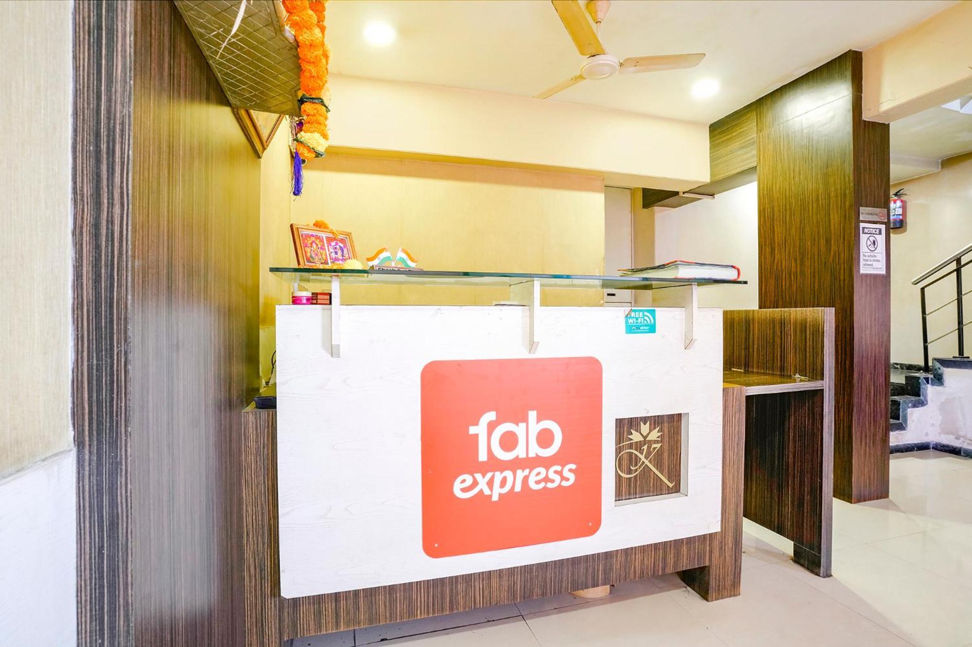 Fabexpress Kuber - Nr Apmc Vashi, Navi Mumbai Hotell Eksteriør bilde